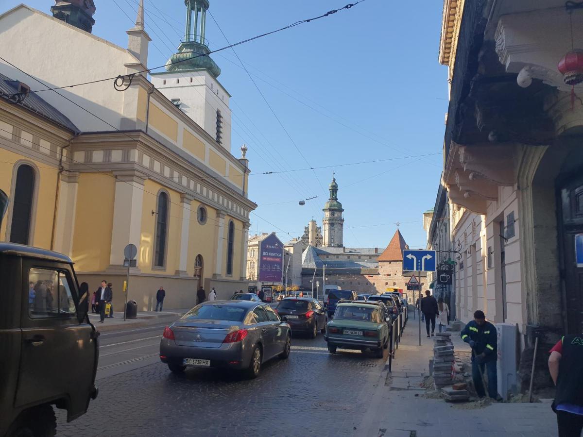 Апартаменти У Шевальє. ลวีฟ ภายนอก รูปภาพ